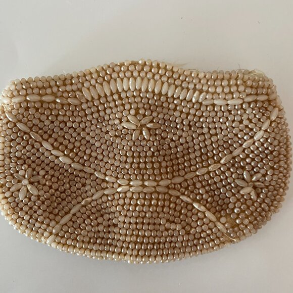 Vintage Pearl Beaded Coin Clutch Zippered Purse Made In Japan - Picture 1 of 7